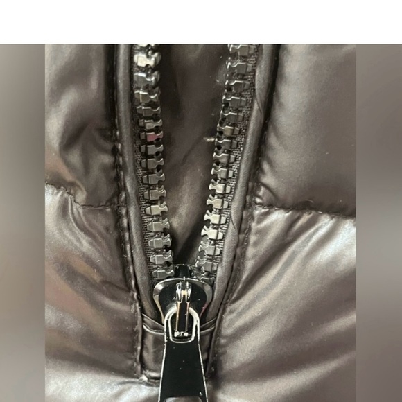 Moncler Women's Black Puffer Coat with Faux Fur Trim - Picture 7 of 14